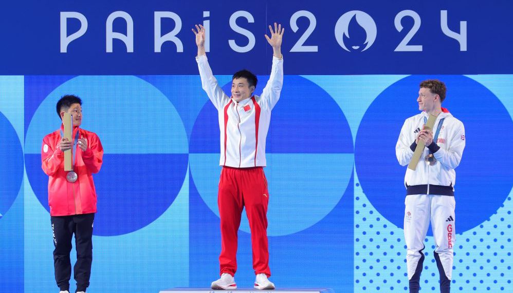 记者：内马尔已正常参加训练，能够参加周六桑托斯的保级战