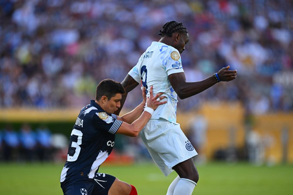 村超展现中国足球真实水平，与体制内形成鲜明对比